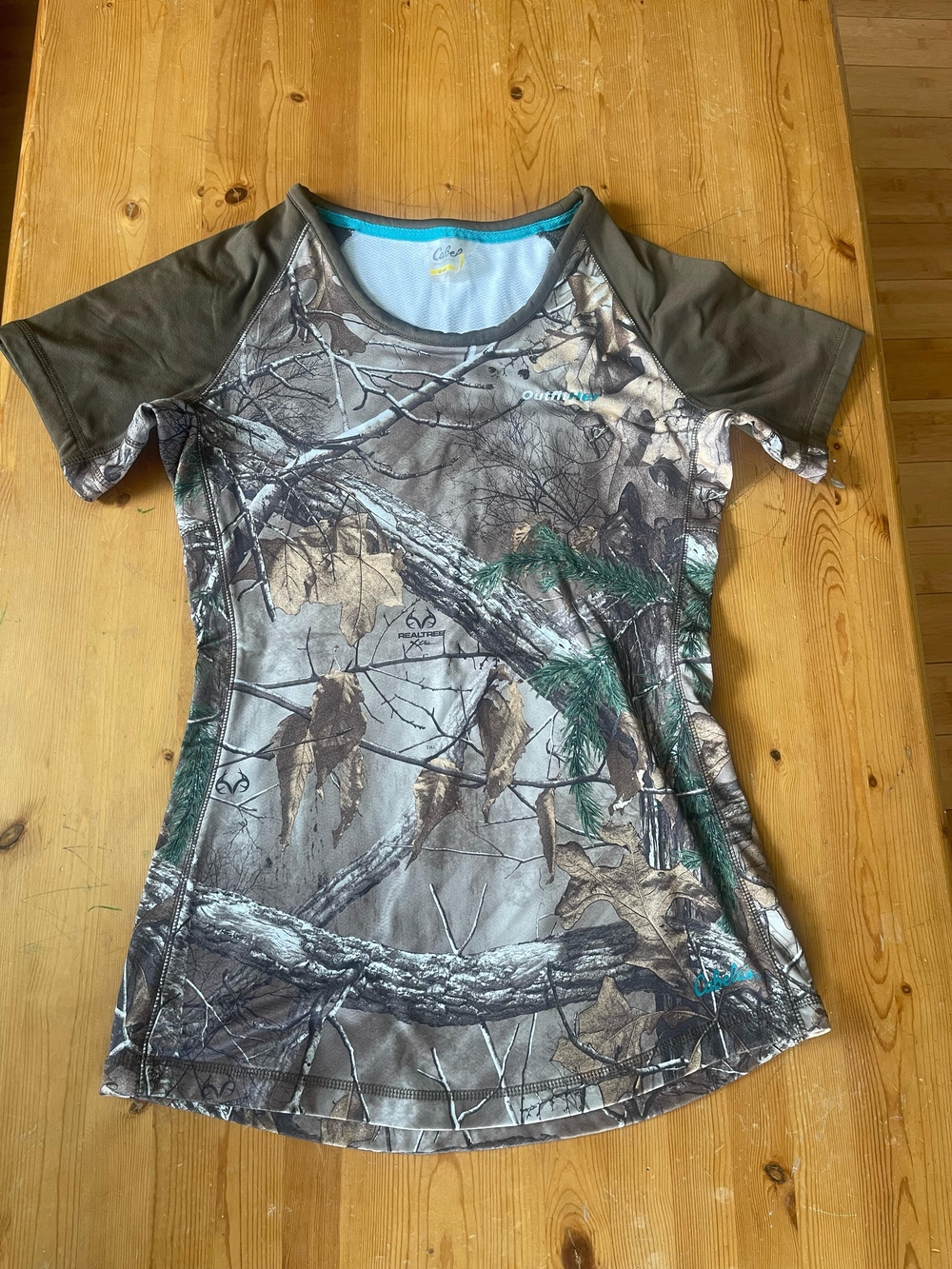 Cabela's White Performance Tee with Teal Trim and Brown Collar